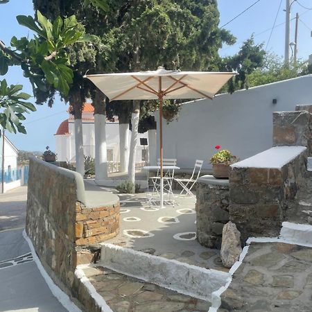 Casa Metropolis Villa Apérion Екстериор снимка