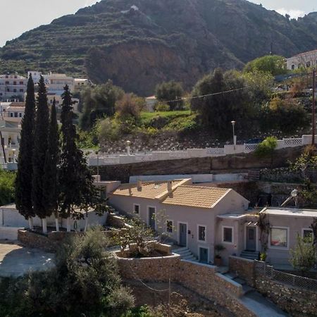 Casa Metropolis Villa Apérion Екстериор снимка