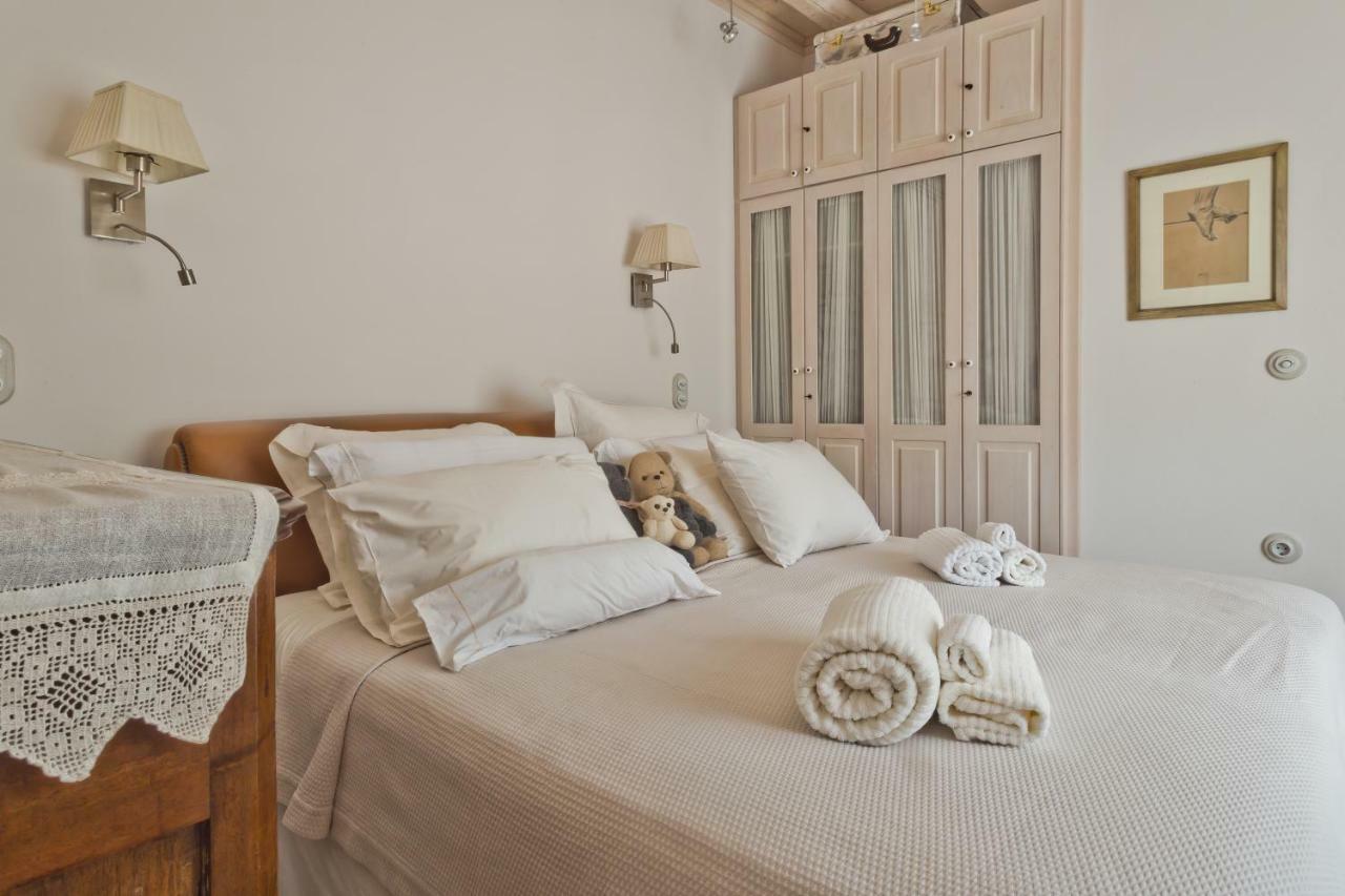 Casa Metropolis Villa Apérion Екстериор снимка
